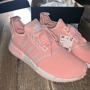WOMENS NEW WITH TAGS ADIDAS NMD R1 SIZE 7 SHOES